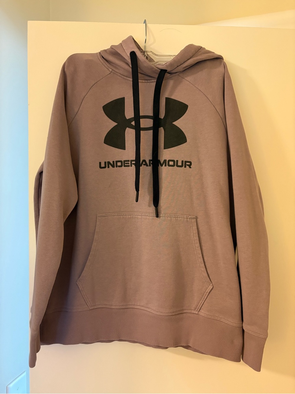 Under Armour Hoodie